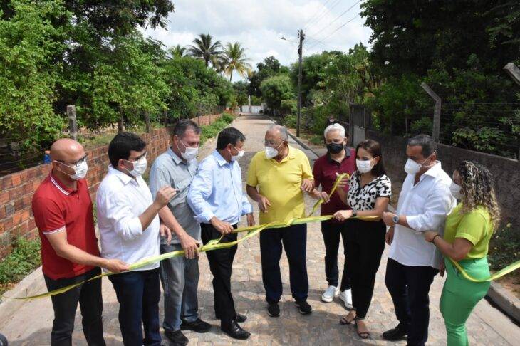 Governador Wellington Dias e prefeito Dr. Pessoa inauguram a obra